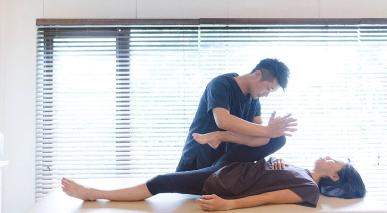 The Myths and Misconceptions of Chiropractic Care: Debunk